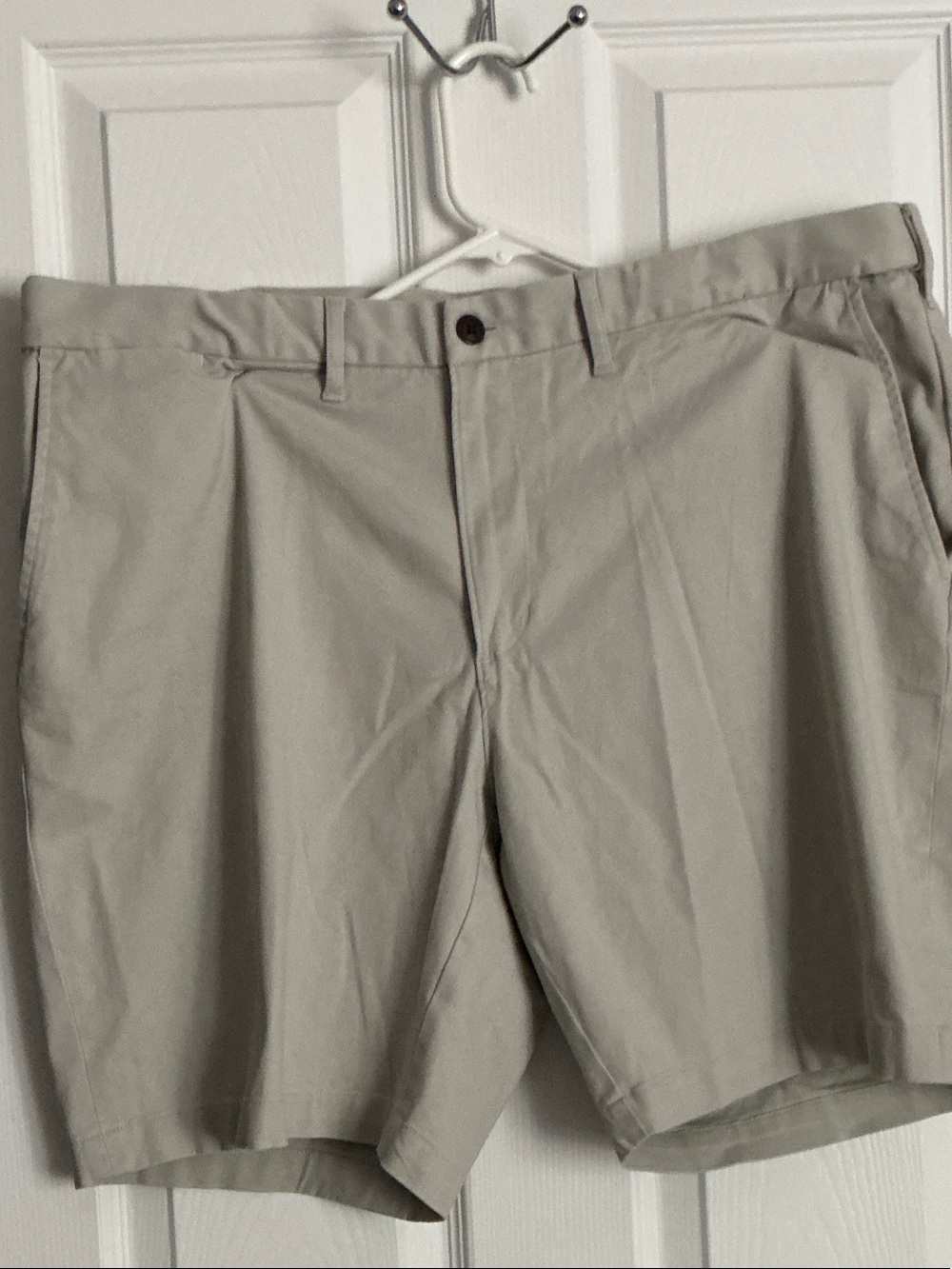 Lands' End Men's Flat Front Shorts in Light Taupe